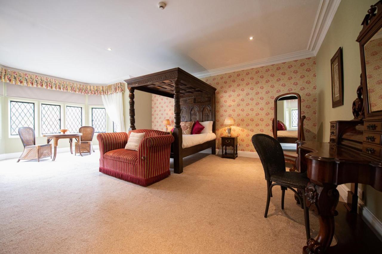 Miskin Manor Hotel Hensol Extérieur photo
