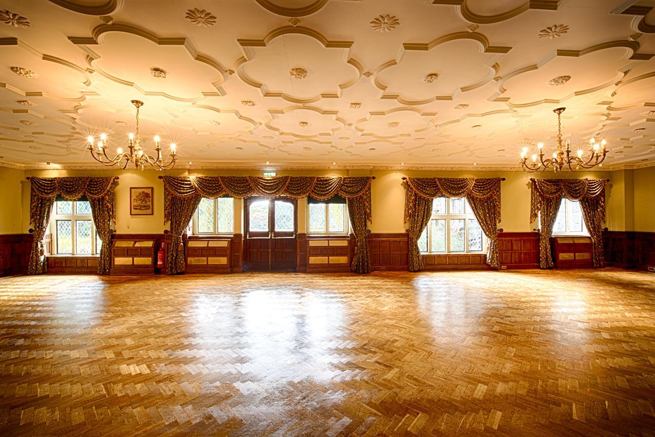 Miskin Manor Hotel Hensol Extérieur photo