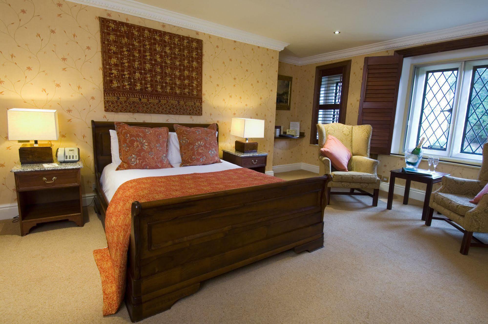 Miskin Manor Hotel Hensol Extérieur photo