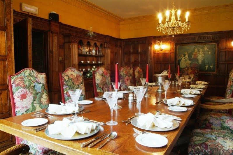 Miskin Manor Hotel Hensol Extérieur photo